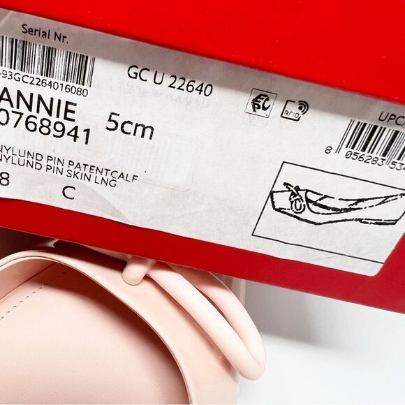 Salvatore Ferragamo Annie Ballet Flats - Picture 9 of 10